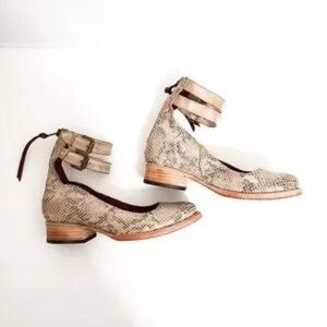 🌟FreeBird Maribel’s in White Snake🌟